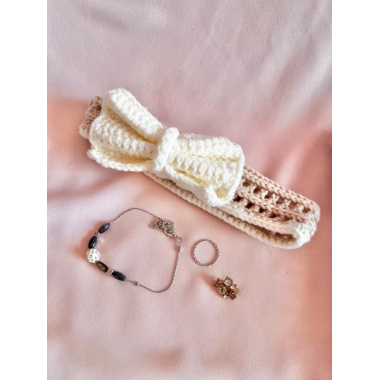Light khaki & milky white